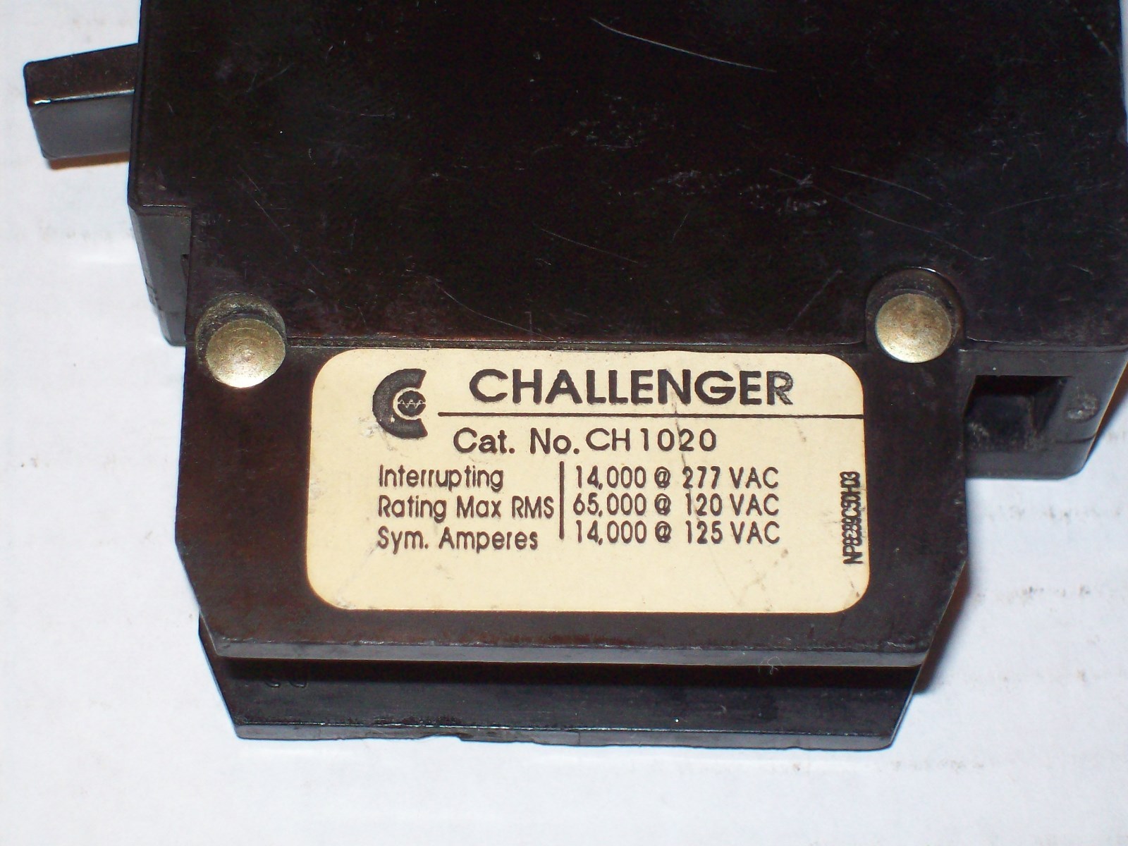 CHALLENGER CH1020 20A 277VAC 125VDC 1 POLE CIRCUIT BREAKER P753A