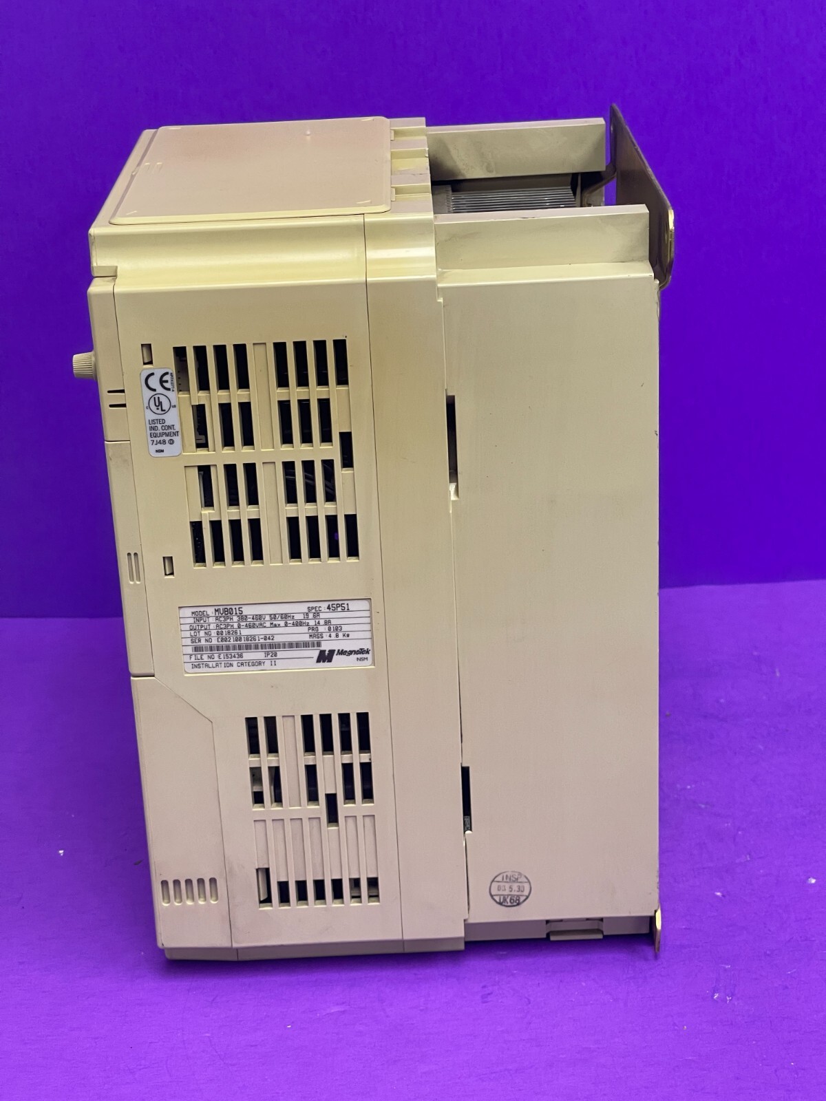 Magnetek GPD315 Model MVB015 7.5 HP Spec 45P51 Inverter VFD 380- 460 VAC 19.6 A