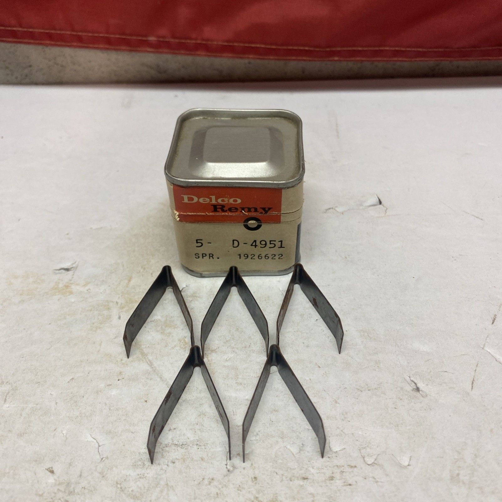 5 NOS Delco Remy Brush Springs Various Applications D-4951 1926622 Lot Of 5