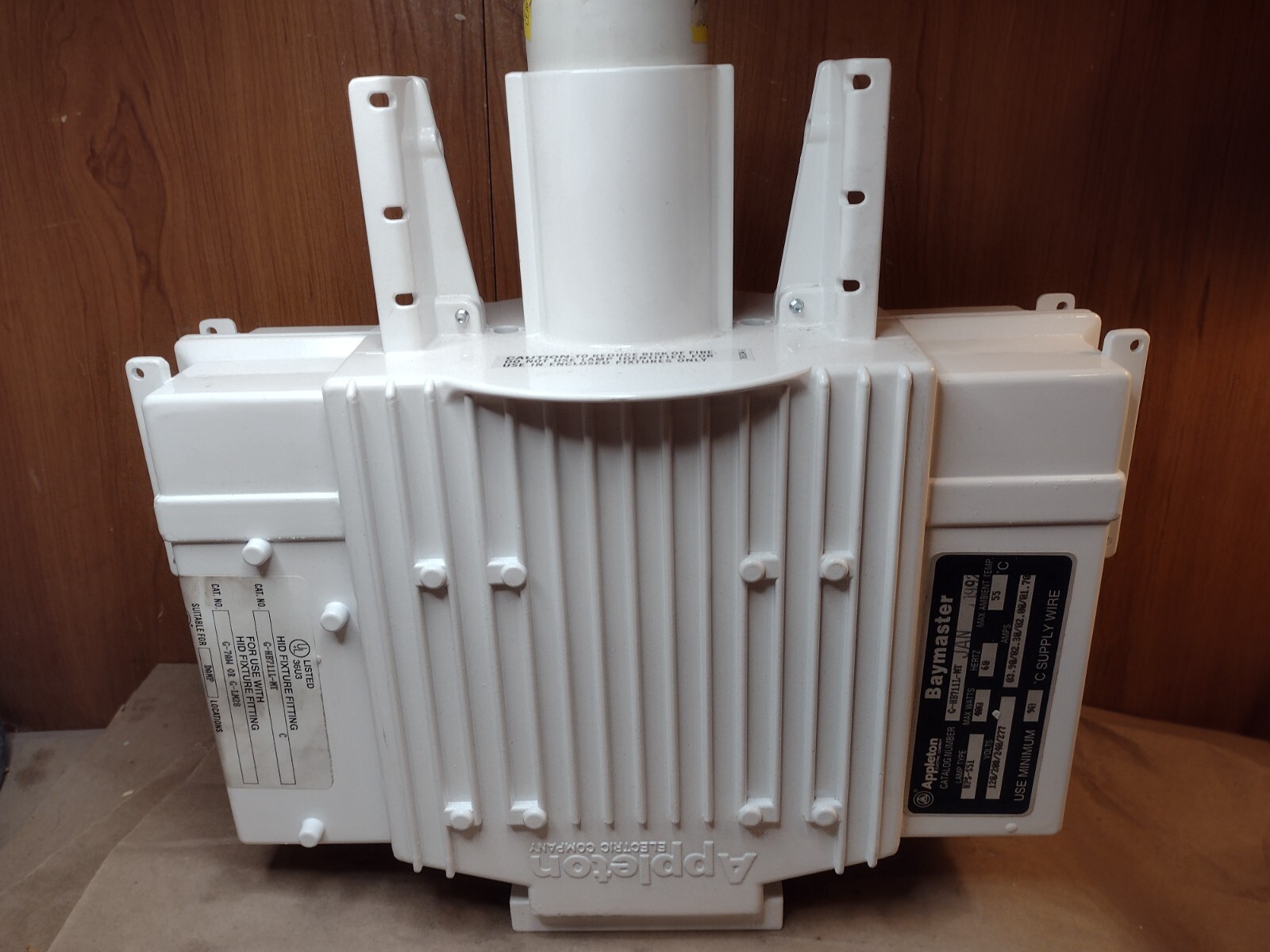 NOS Appleton Baymaster G-HB711L-MT, 120-277VAC, 400W Max