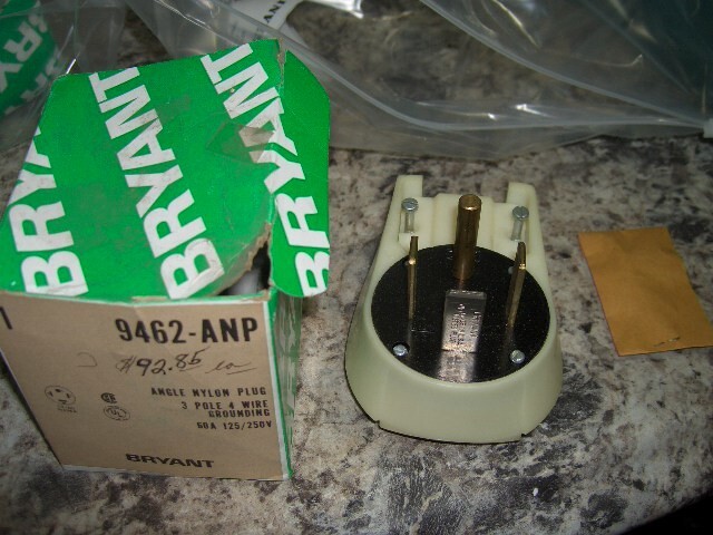 Bryant 9462-anp angle nylon plug 3 pole 4 wire grounding 60a 125/250v #1
