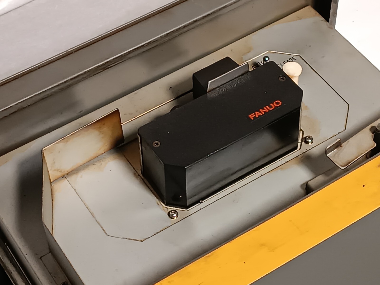 Fanuc LTD A13B-0074-B001 Portable Tape Reader Unit without Reel
