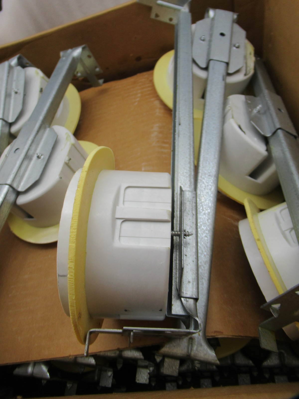 Allied Moulded Products 9350-BHK, 4″ x 2-7/16″, Light Fixture Support *BOX OF 18