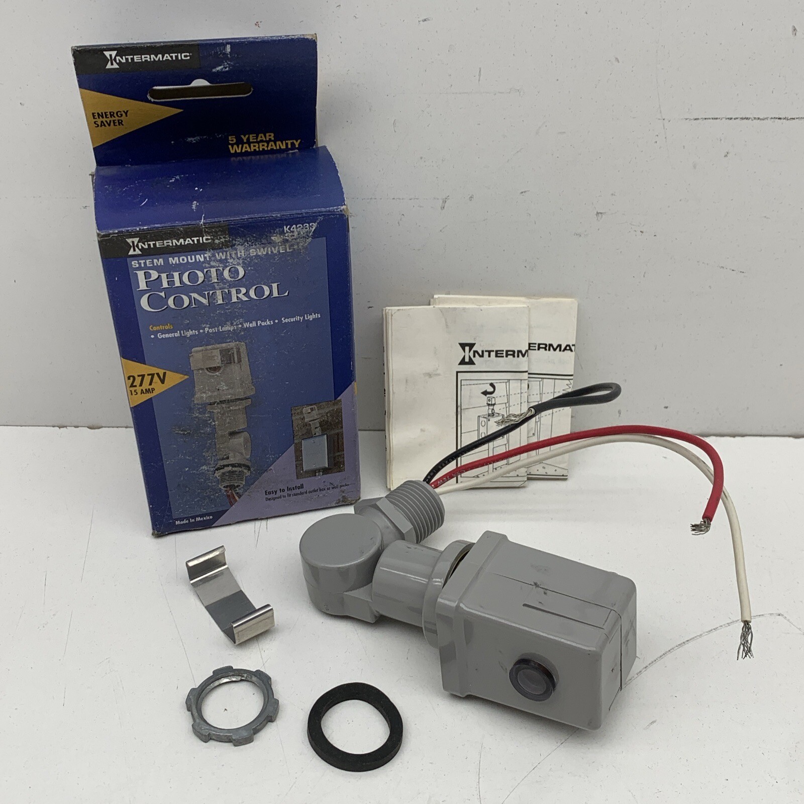 Intermatic K4233 Stem Mount w/Swivel 277V Thermal Photocontrol 277-VOLT ONLY