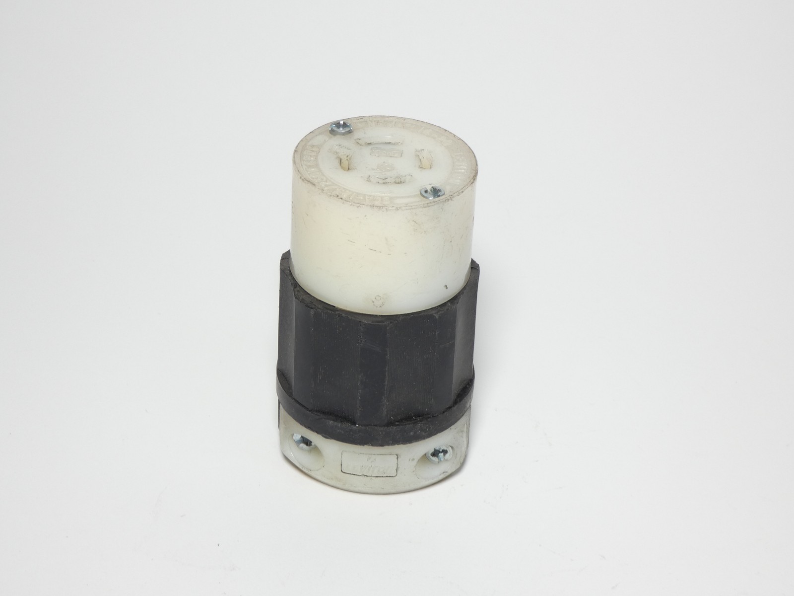 Leviton L14-20R Connector 20A 125/250VAC