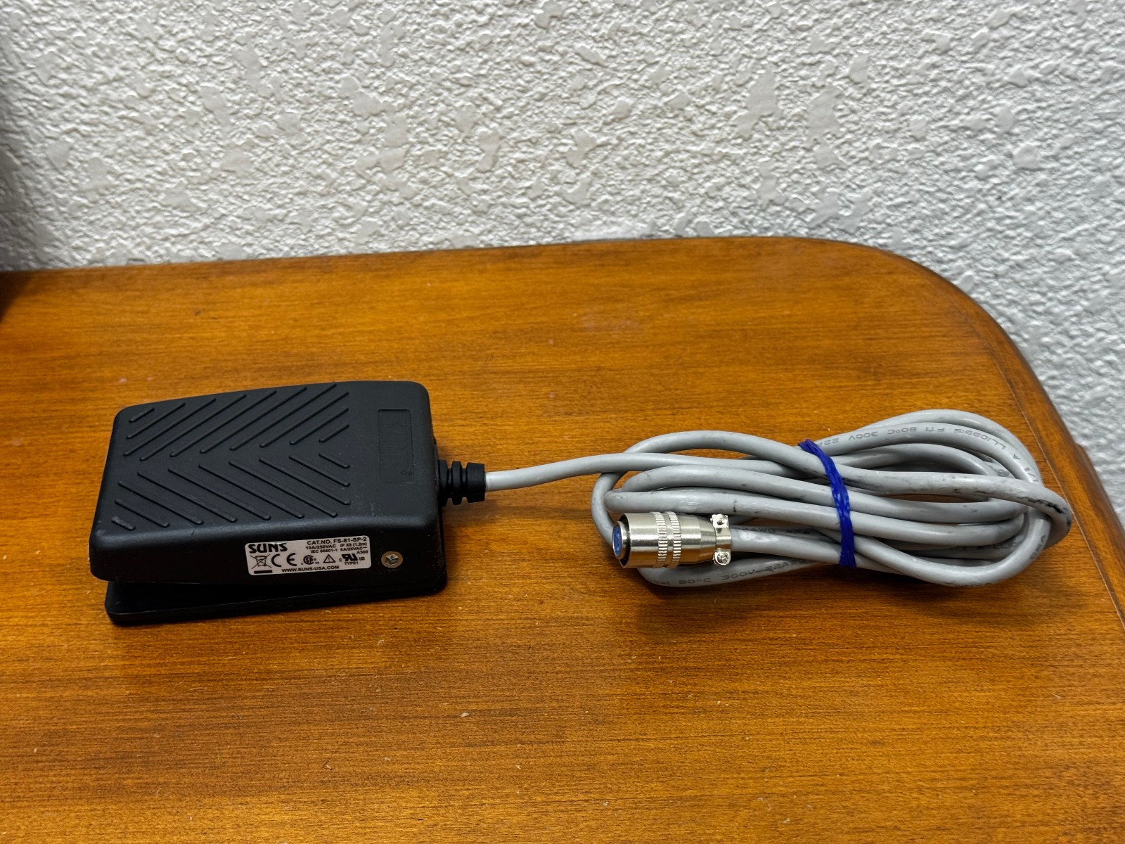 SUNS FS-81-SP-2-18/3 UL Cert Single Pedal Waterproof IPX8 Foot Switch 2m cable