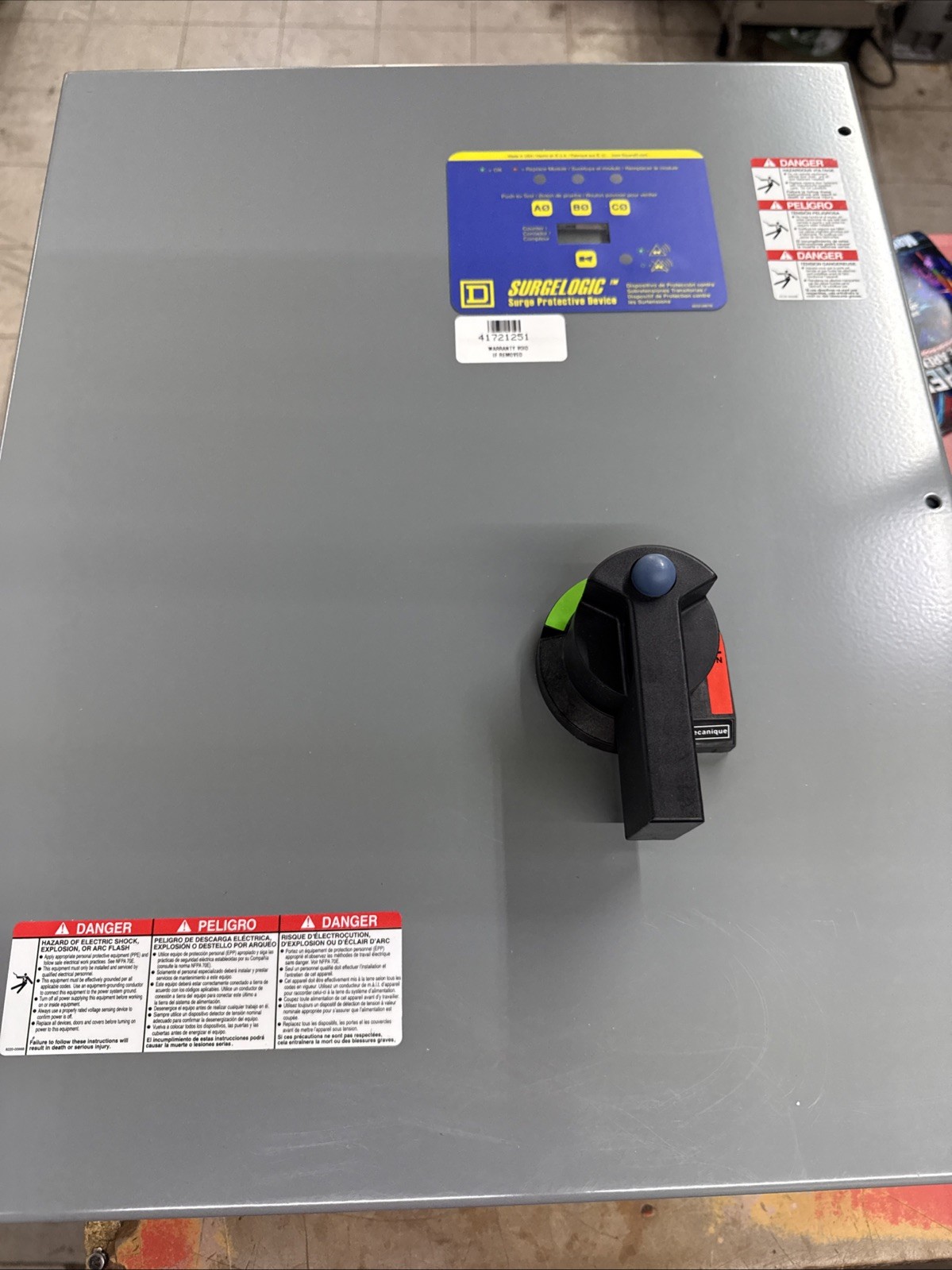 New SQUARE D TVS3EMA16AI Series 002 Enclosure Surge Protector 3-MA1IMA16 240/120