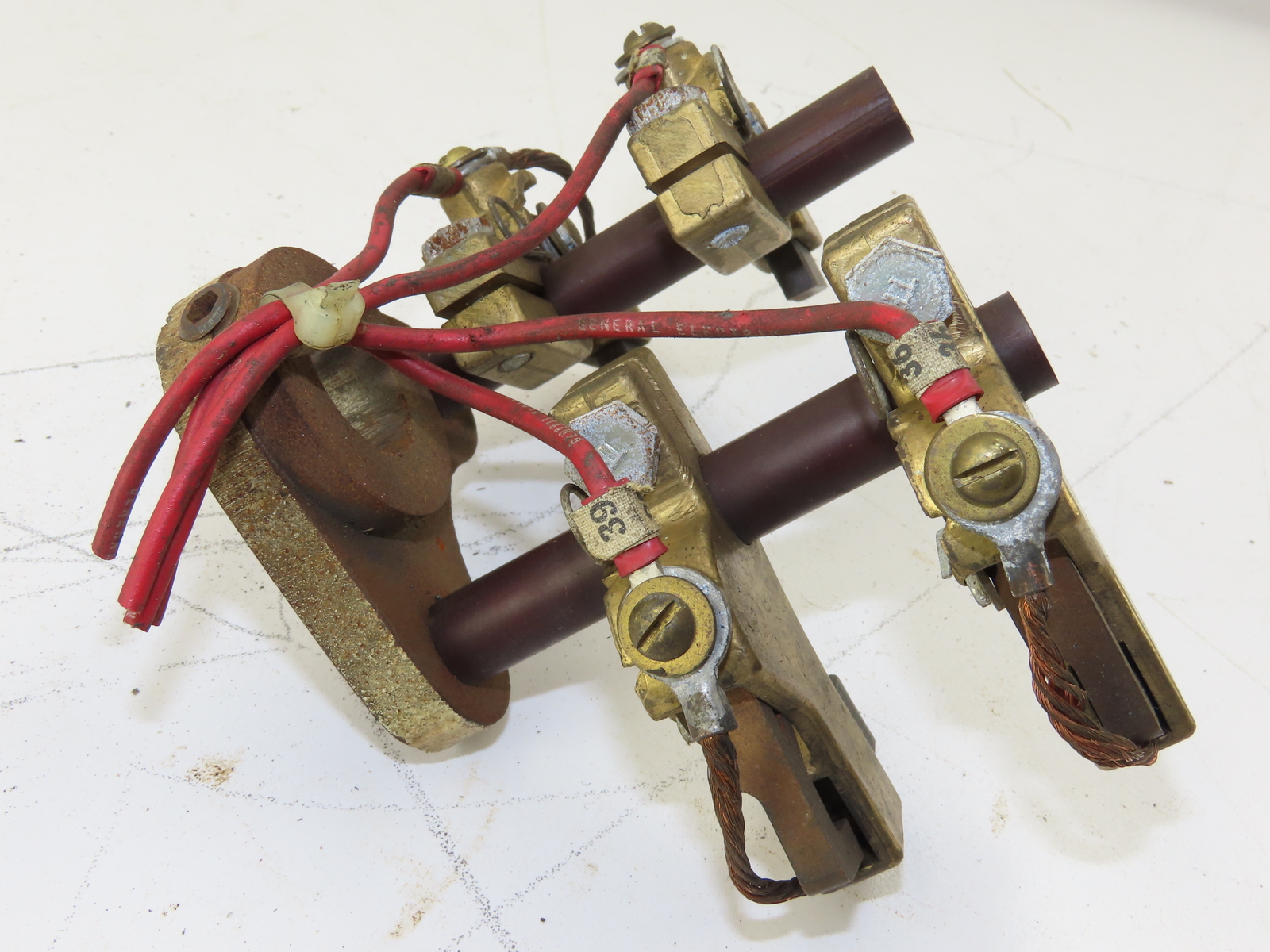 Large G&L Slip Ring Carbon Brushes 20HP 460Volt 3phase Electrical Contact 7Pole