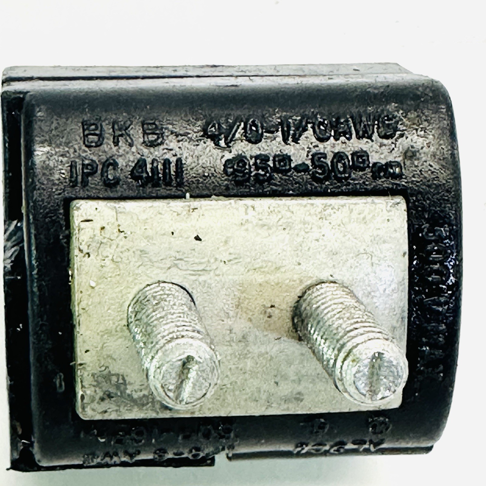 BKB IPC4111 Piercing Connector 1/0 to 4/0 AWG 300V
