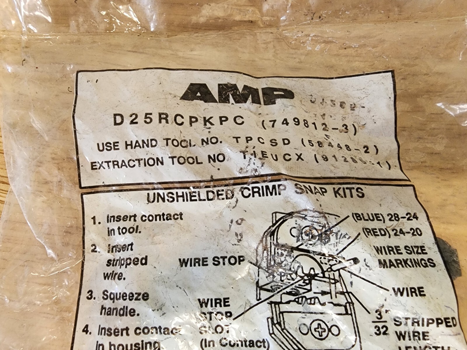 Amp D25RCPKPC Unshielded Crimp Snap Kit (Lot Of 4 Bags)