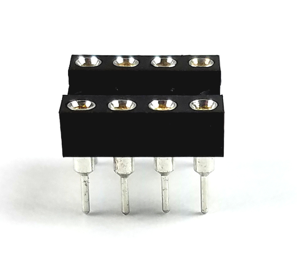 1PCS Microchip MCP601-I/P MCP601 + Socket – Single Supply CMOS Operational Amp