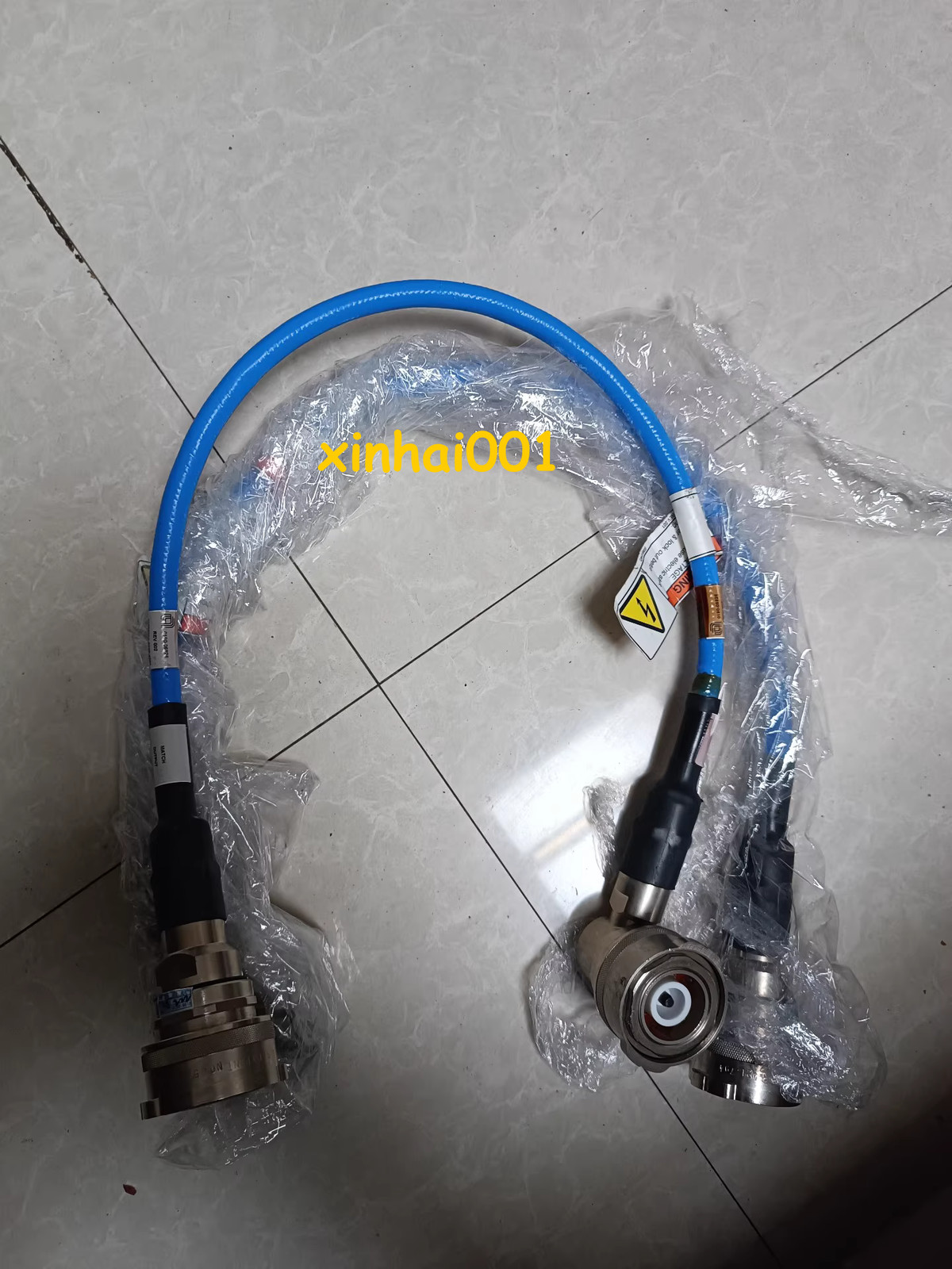 1pcs AMAT Applied Materials 0190-06926 Cable SQS R/A TO