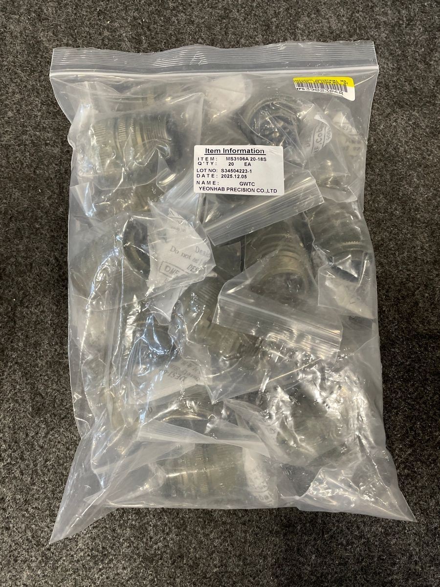 AMPHENOL INDUSTRIAL MS3106A20-18S Connector, Circular Qty 20