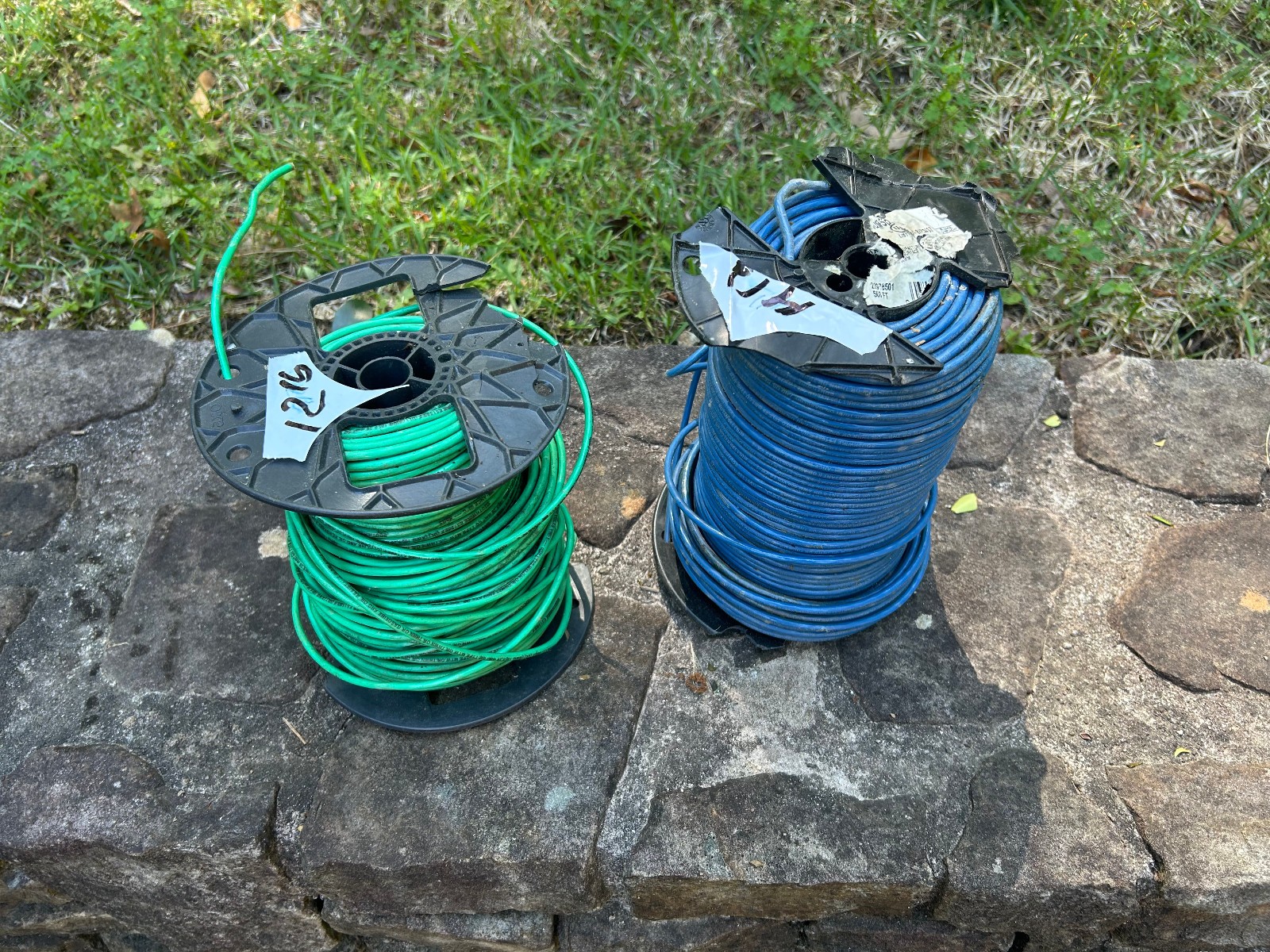 SOUTHWIRE M/N: E51583 F AWG 10 5.25 mm MTWN/THWN 600V STRANDED WIRE 650 FT
