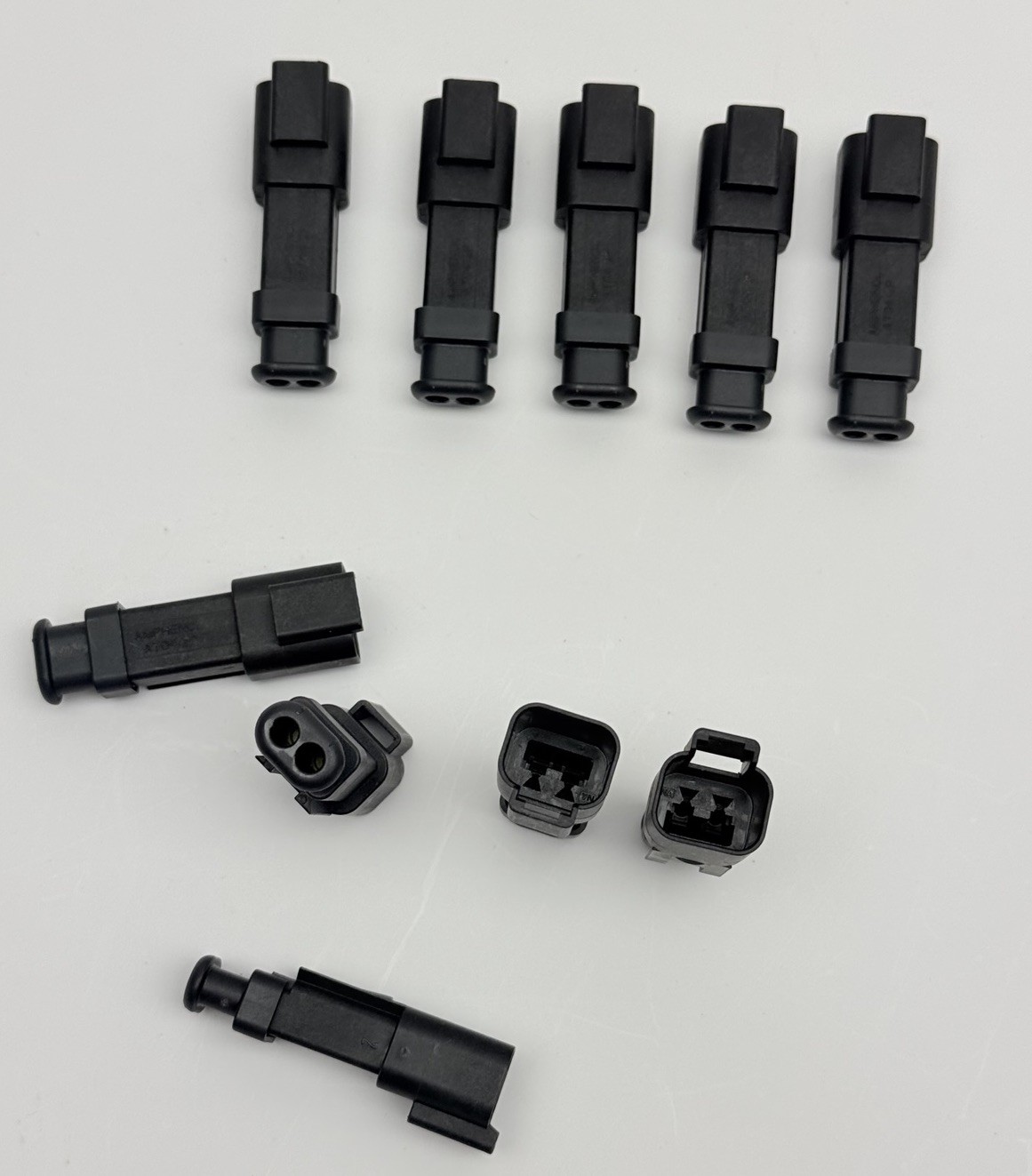 LOT OF 10, AT04-2P-SR02BLK AMPHENOL RECEPT, 2-WAY, SR, RD SEAL, BLACK