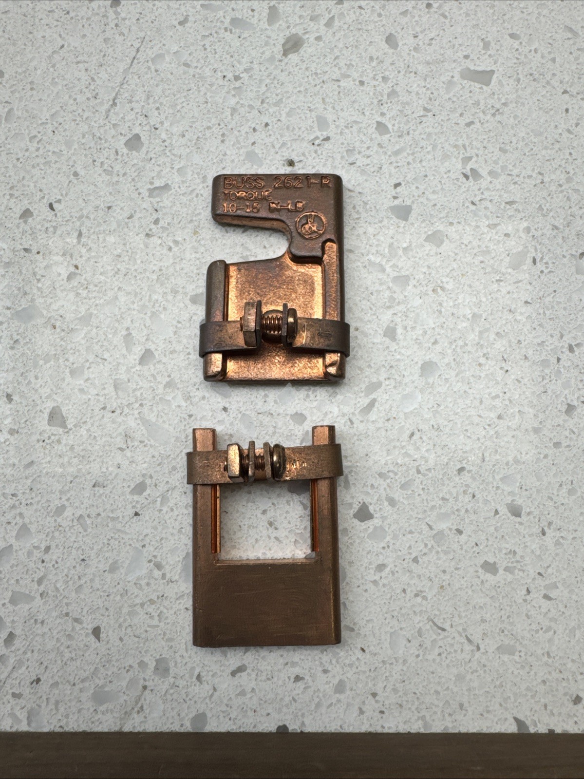 NIB – Bussmann – NO2621-R – Cooper Fuse, Buss Class R Reducer