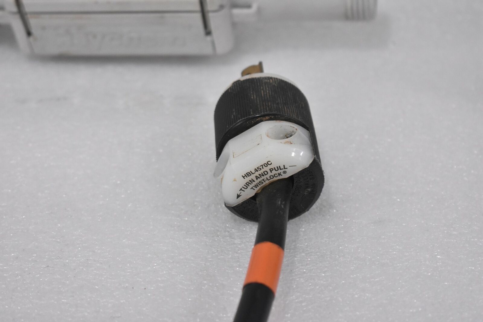 RAYCHEM RAYCLICK POWER CONNECTION KIT W/ HUBBLE HBL4570C 15A TWIST-LOCK PLUG