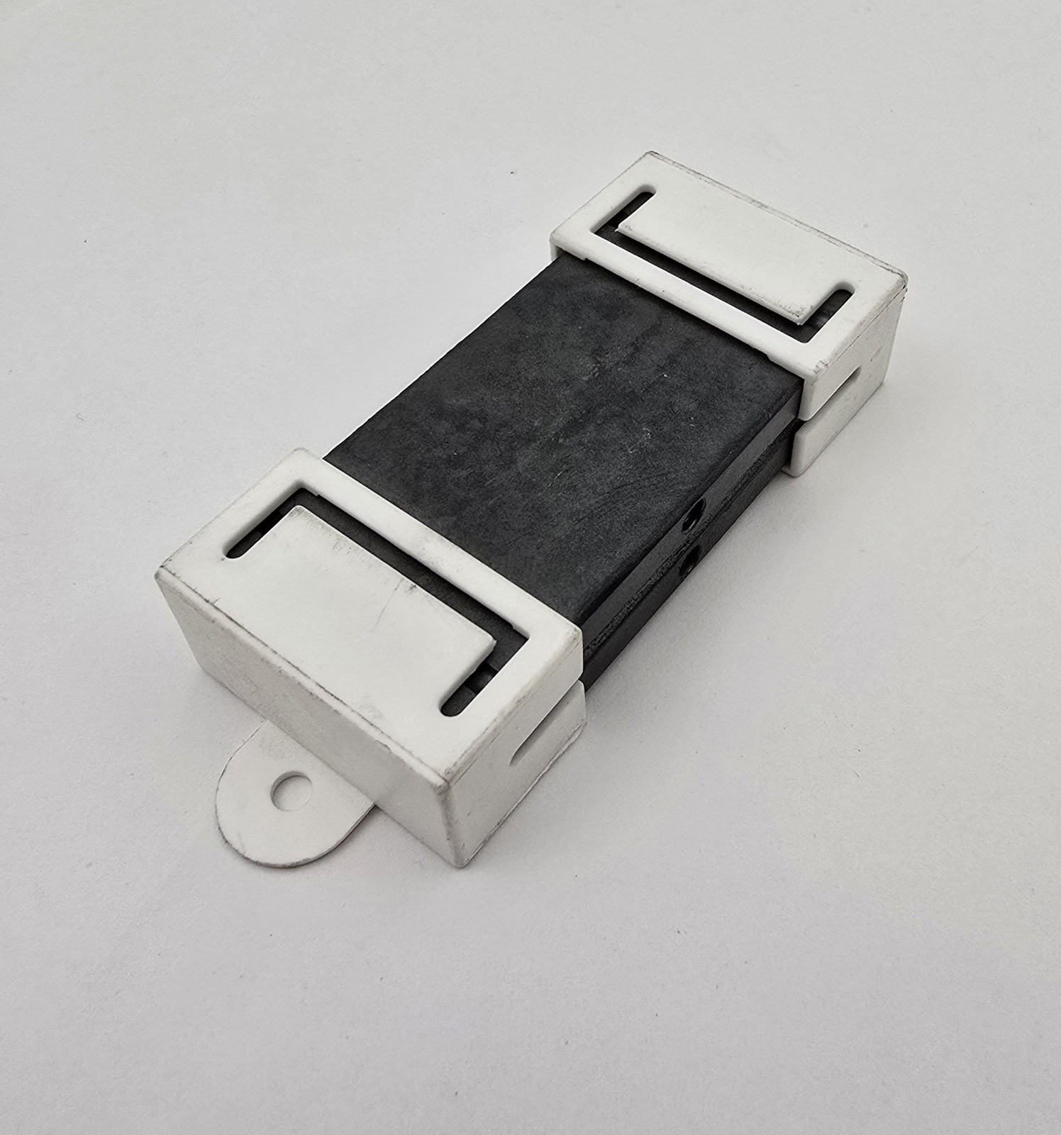 Steward 28S2001-0P0 EMI 280 Ohms at 100 MHz Material Grade 28 Split Ferrite Core