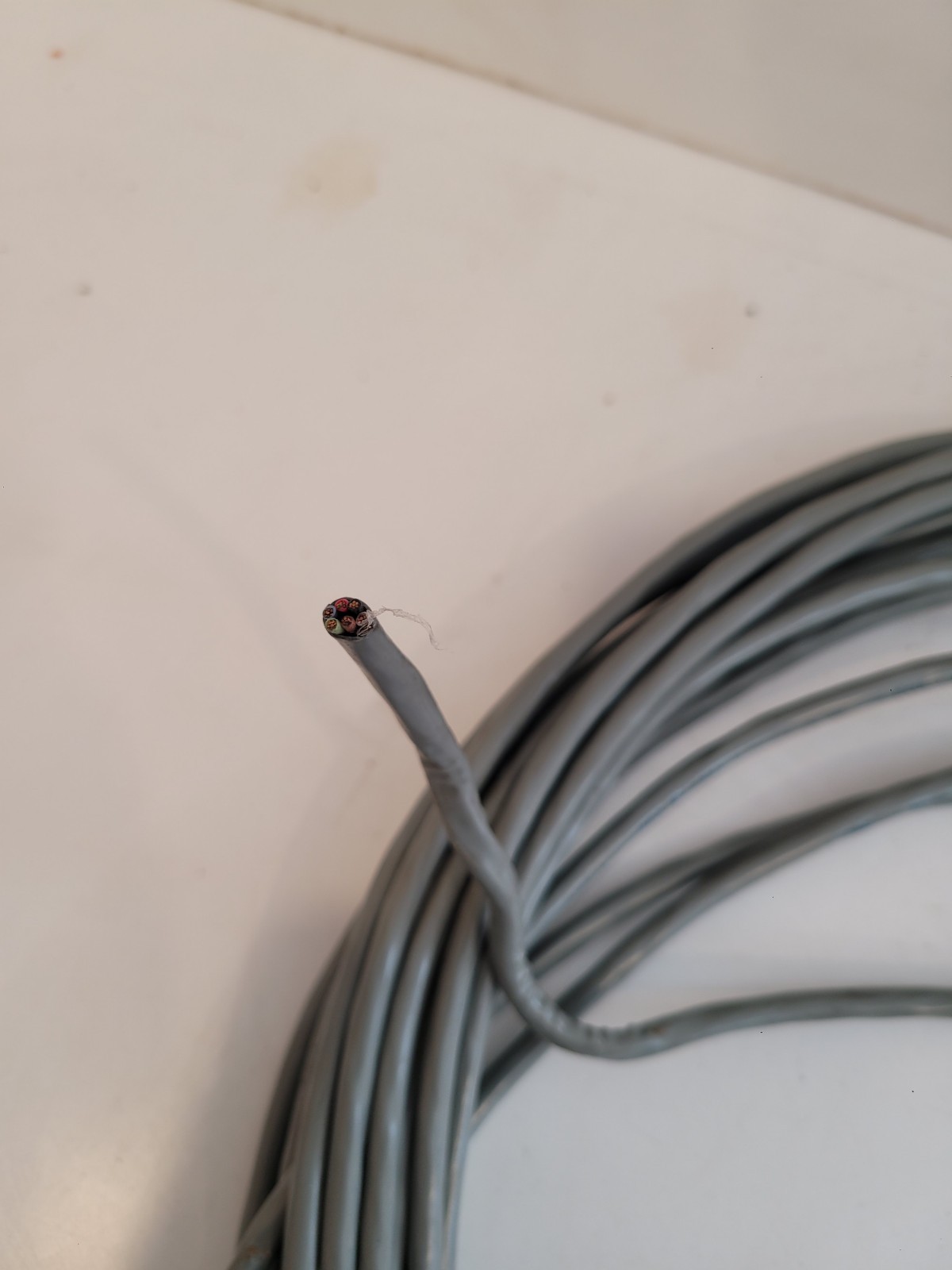 Carol E2036S 18awg/6c Stranded CL3R/CMR Security/Alarm/Control/Audio Cable 48ft