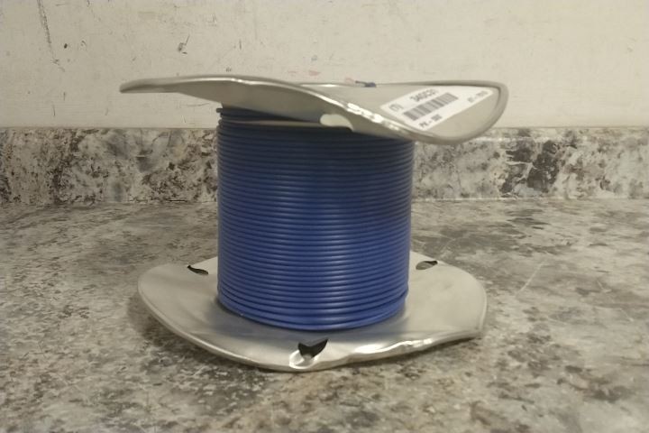 Grote 87-7510 ~500 Ft Length 14 AWG 60V Blue Primary Automotive Wire (CW)