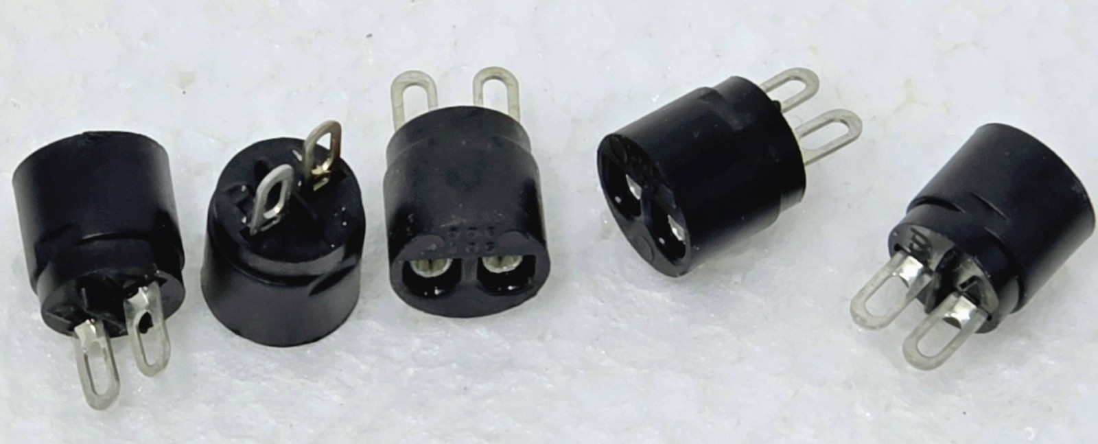 (Lot of 5) Vtg. NOS Unbranded Wiring Plug SH90 501 366 Bi-Pin Socket Lamp LED