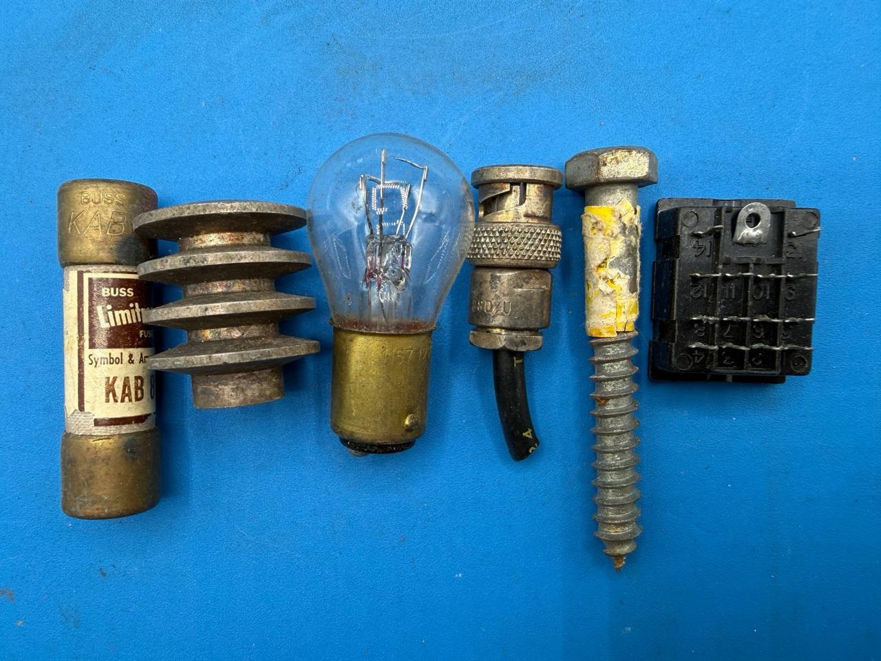 Mixed Lot Vintage Electronic Components Hardware Fuse Bulbs Screws Repair Parts