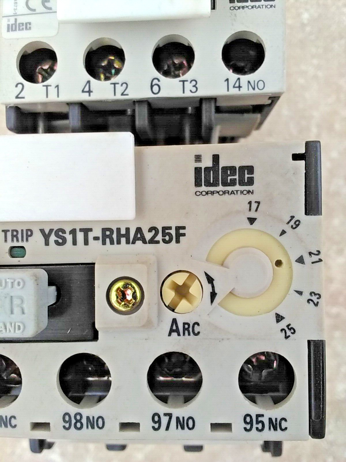 YS1T-RHA25F21PD & YS3N-9FG2 IDEC DIN Rail Thermal Overload Relay
