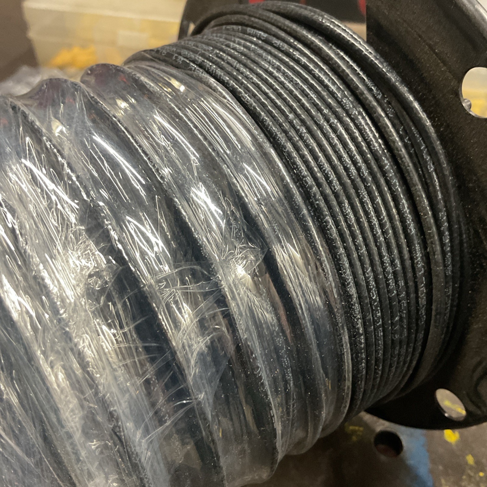 750’plus SOUTHWIRE 11579001 Building Wire,14AWG,THHN,Sld,Blk.
