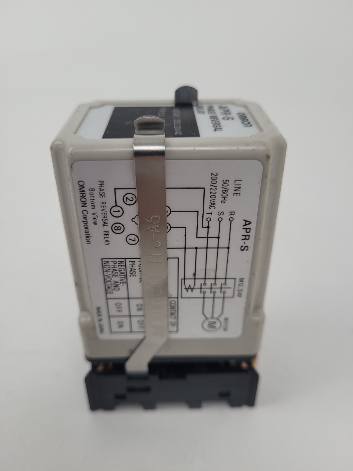 APR-S Omron 220V Phase Reversal Relay – Next Day Option