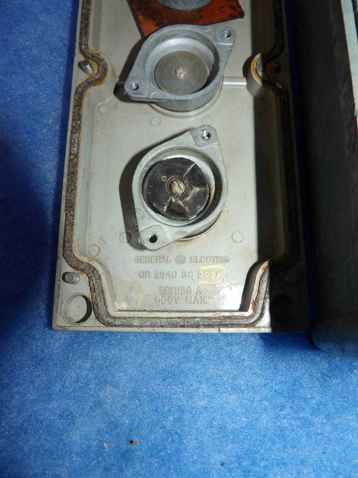 GENERAL ELECTRIC CR2940BC203A CONTROL STATION ENCLOSURE + 1 Year Warranty