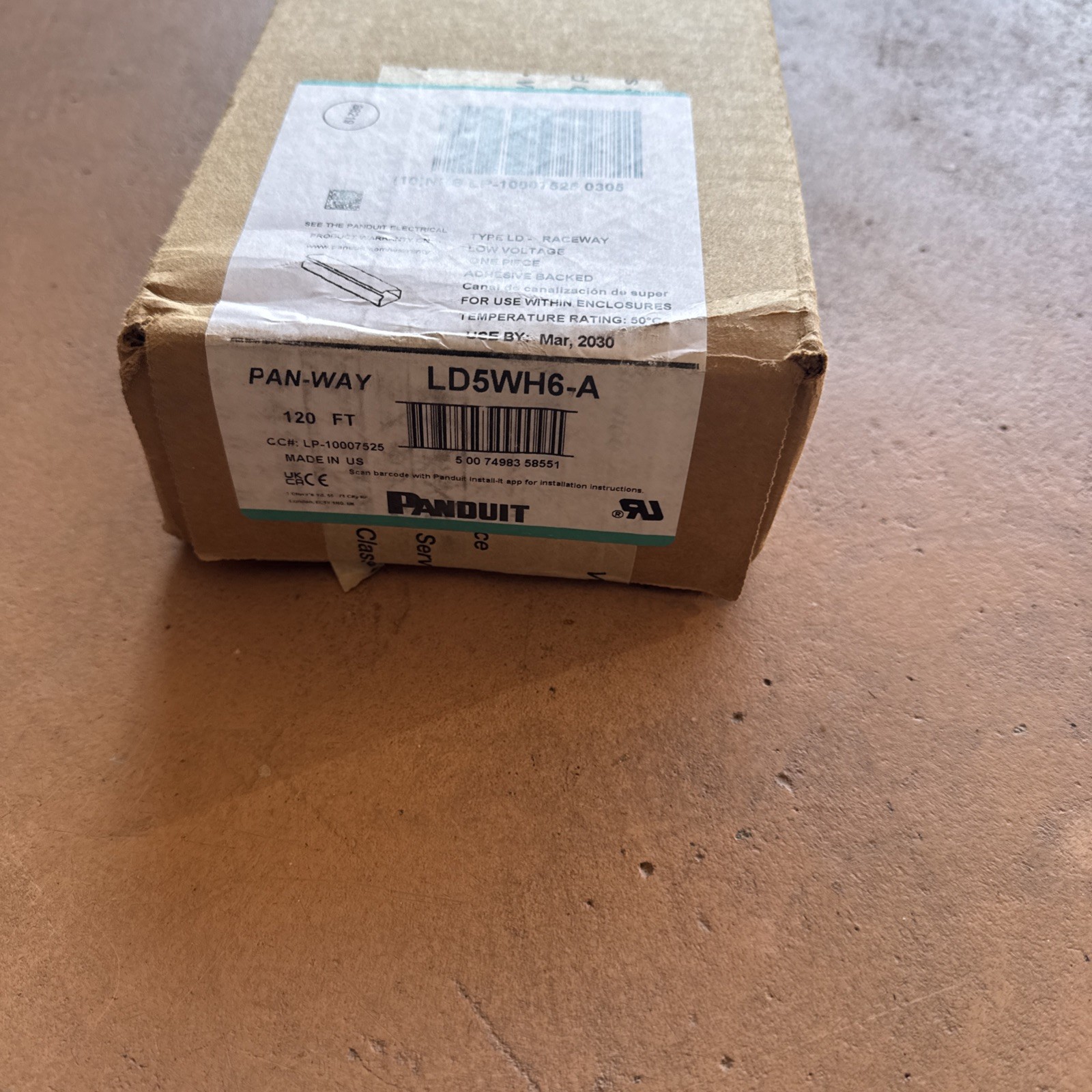 Panduit LD5WH6 Low voltage Raceway, Series LD5, PVC , White, 20pcs. 6ft each.