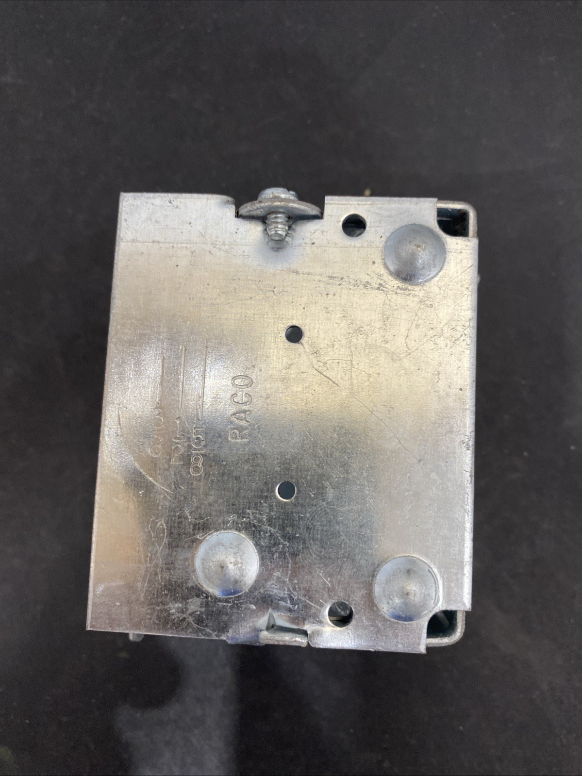 Leveling Bumps Switch Box,3 x 2-1/2 In. Deep – 528