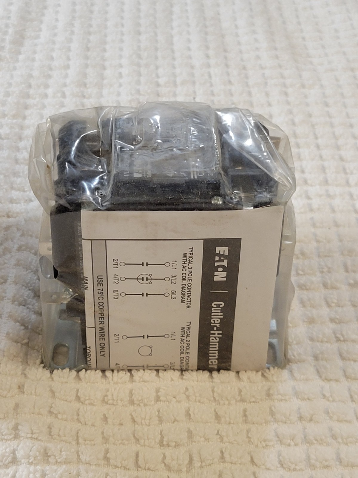 Eaton C25DNF340A 600V 40/60A Contactor New in Box style D125DNF340A Series D1
