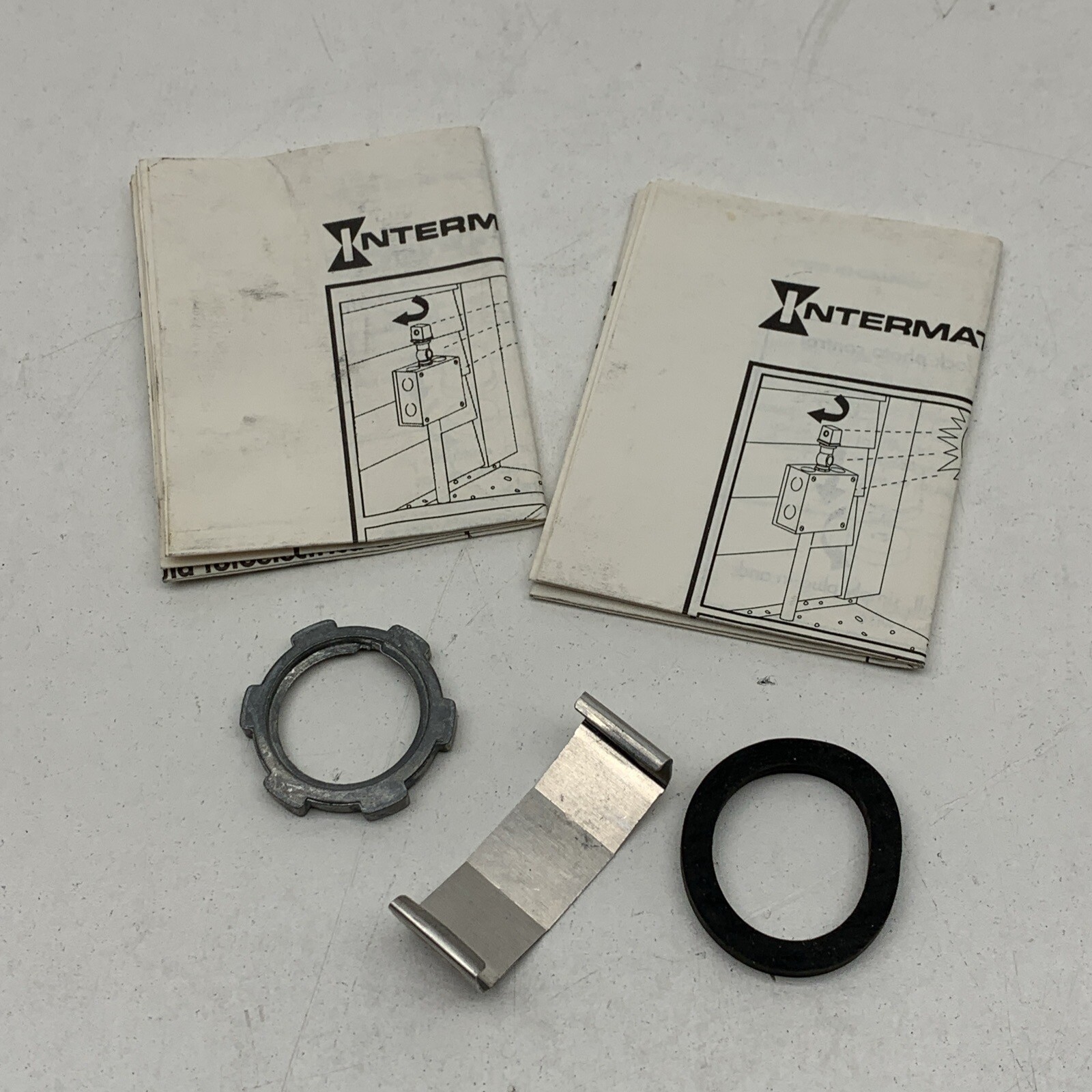 Intermatic K4233 Stem Mount w/Swivel 277V Thermal Photocontrol 277-VOLT ONLY