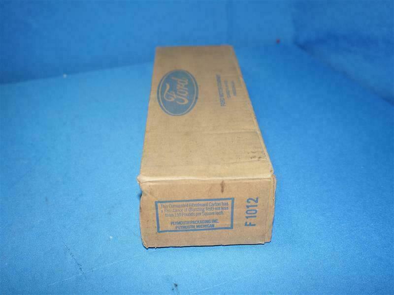Ford F2UZ-1522405-B F2UZ1522405B Handle NEW NIB