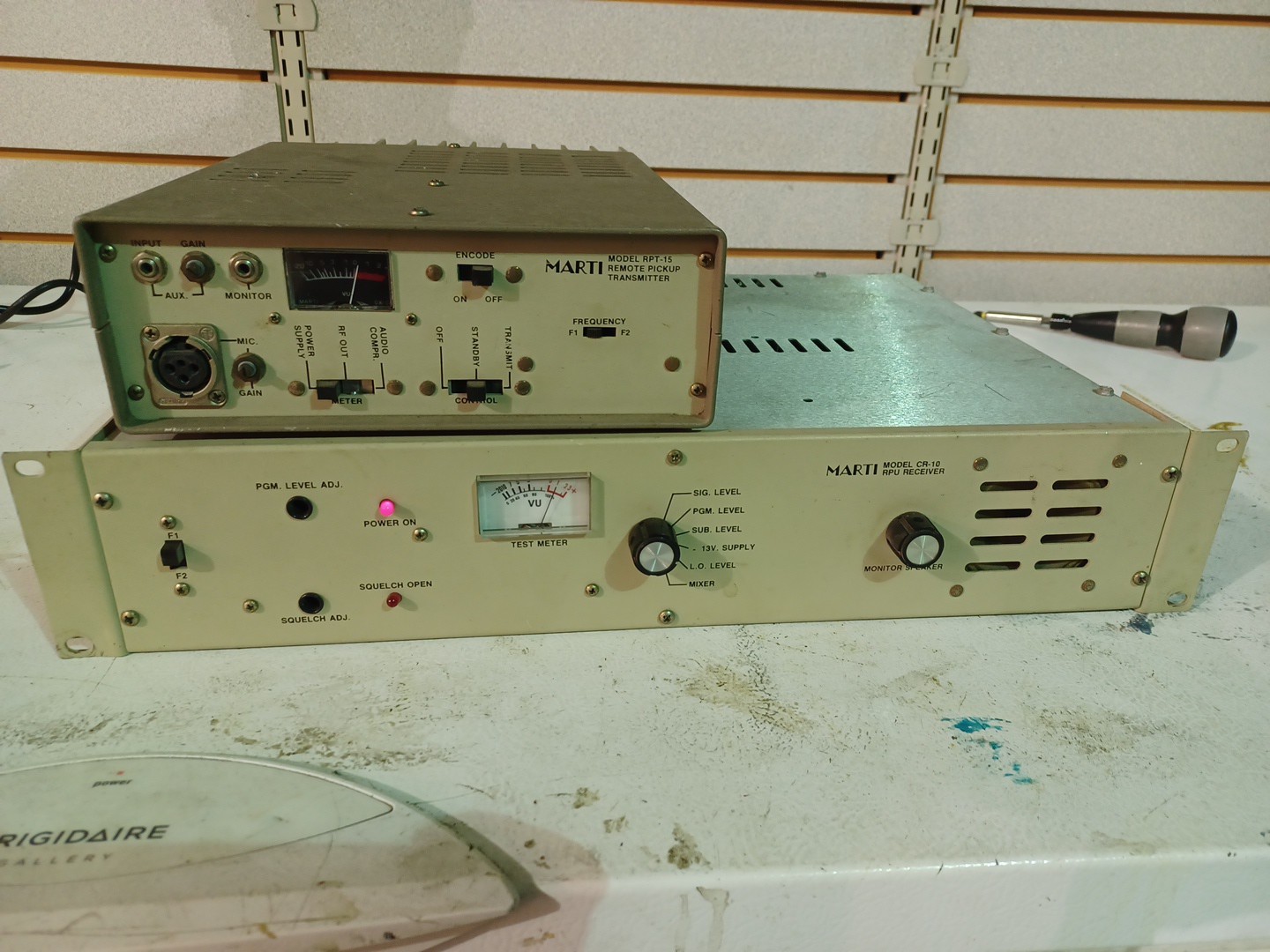 MARTI 450 MHz Remote Broadcast Transmitter & Receiver Pair – Powers On – RF…