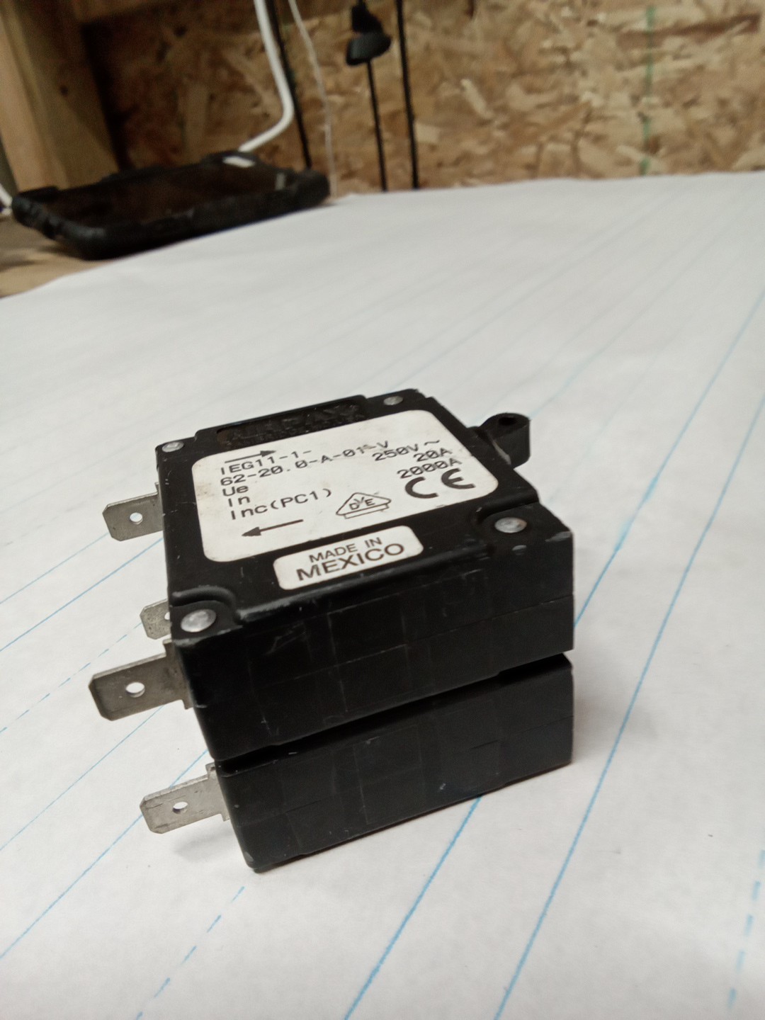 Airpax IEG11-1-62-20.0-01-V IEG1116220001V Circuit Protection