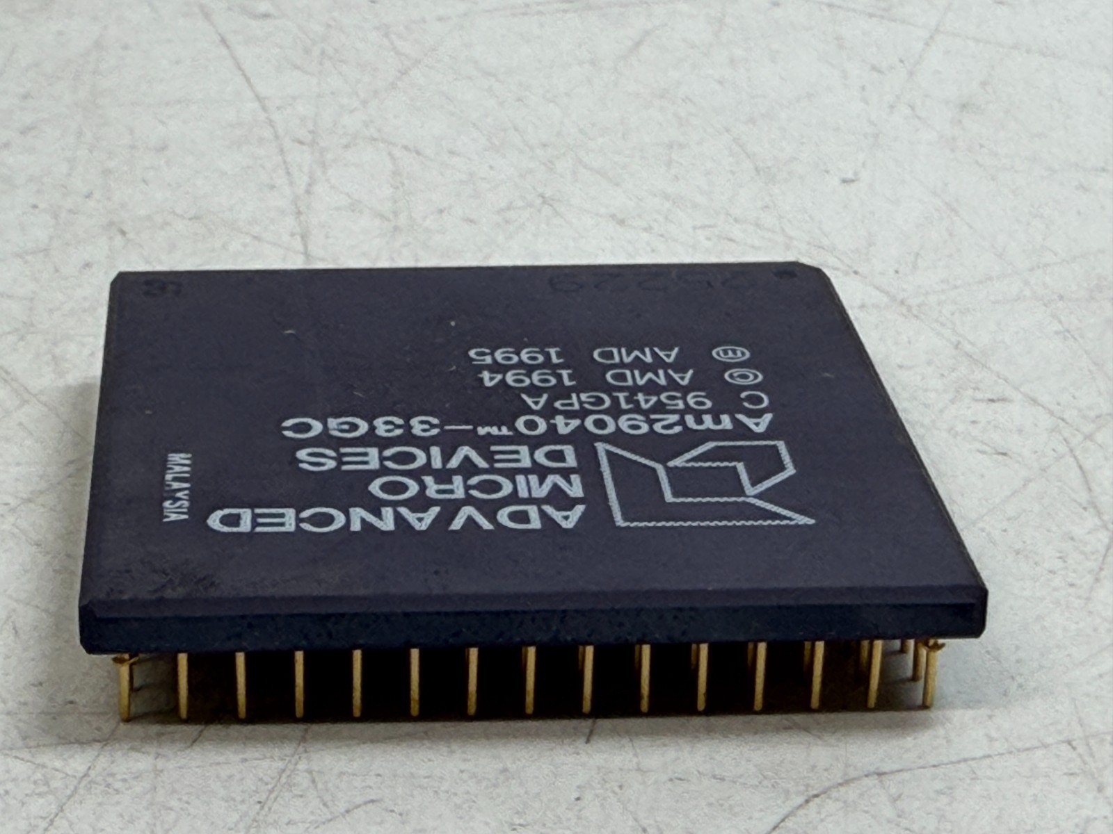 VINTAGE AMD AM29040-33GC 32 BIT RISC Microprocessor