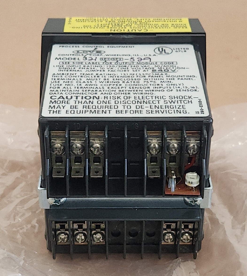 *NEW* Dwyer Love Controls 321-SP1-SP2-529 Temperature Controller Self Tune Plus