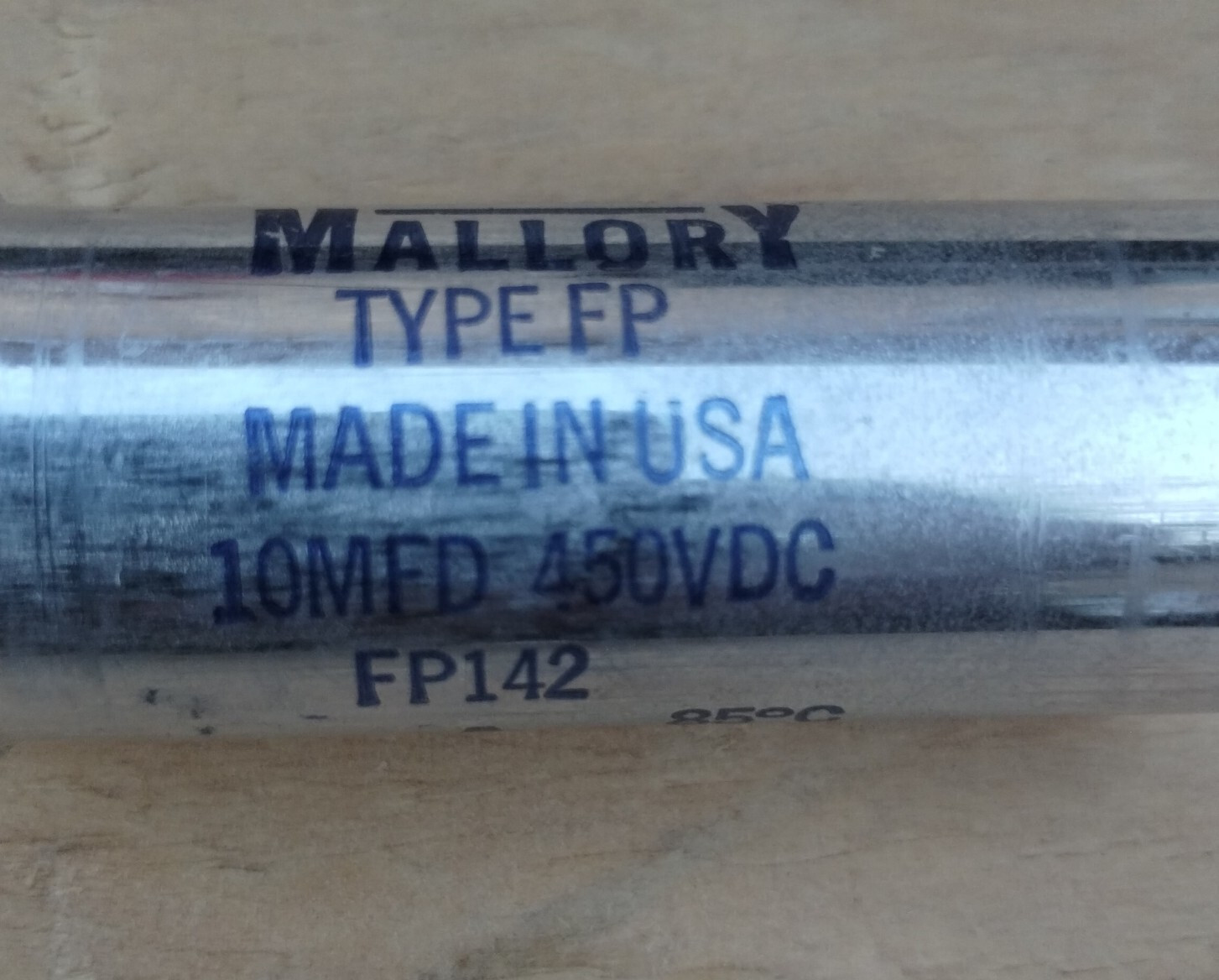 FP-142 – MALLORY – 10MFD 450V CAN NIB- VINTAGE CAPACITOR