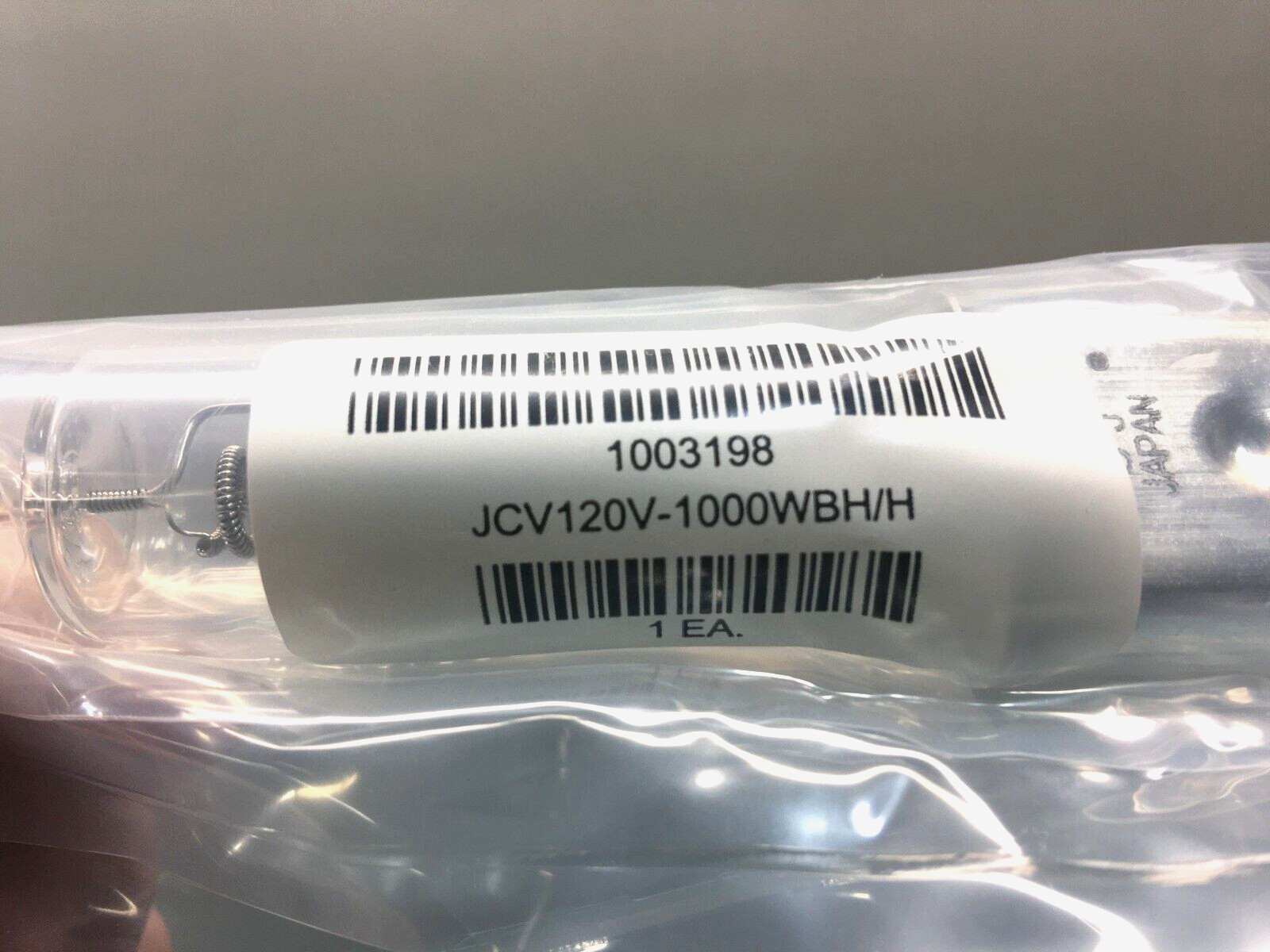 USHIO 1003198 JCV 120V-1000WBH/H Halogen Lamp, 118167