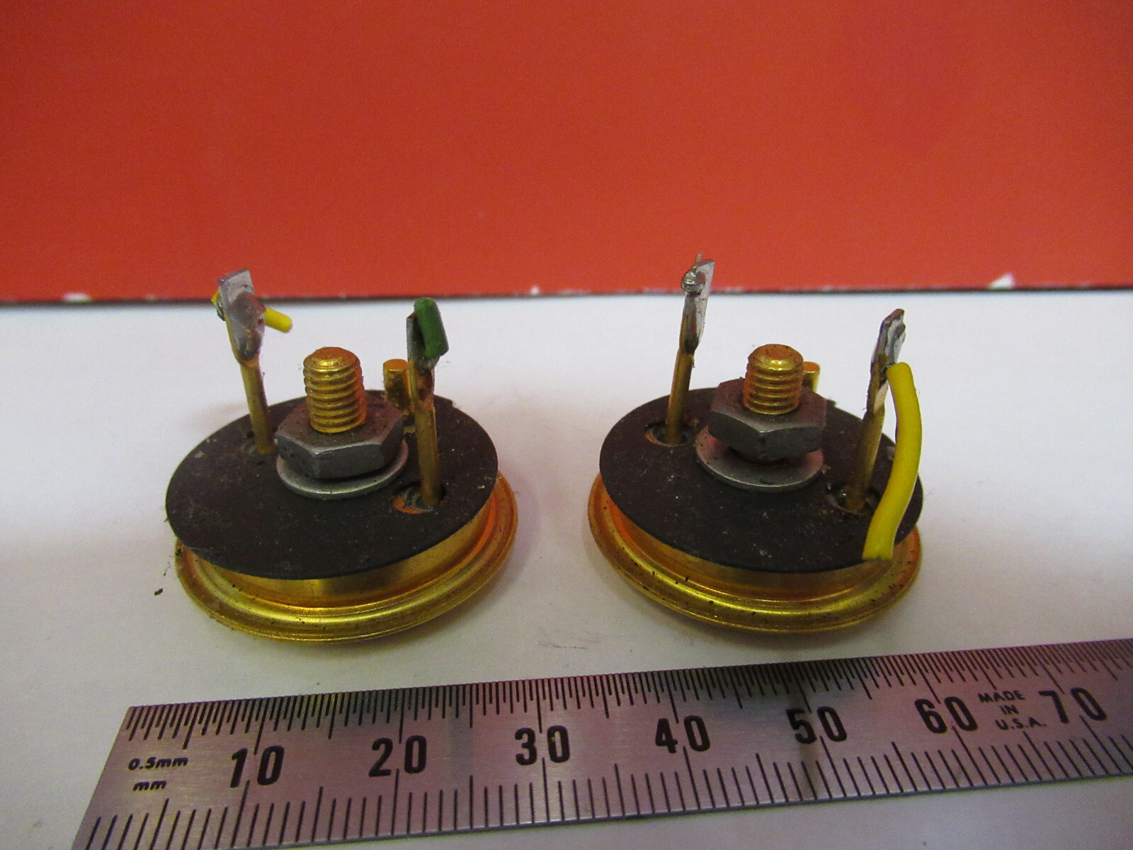 LOT 2ea MOTOROLA TRANSISTOR GERMANIUM 2N174 AS PICTURED X3-B-10