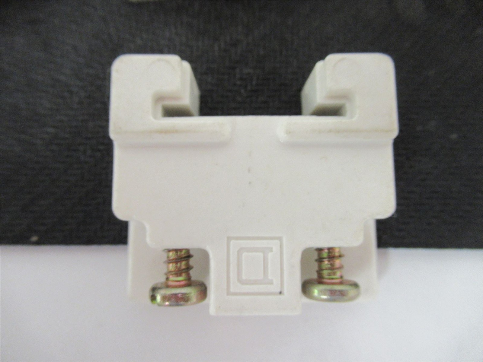 248846 New-No Box; Square D 9080GH10 Lot-27 Terminal Block End Clamp G