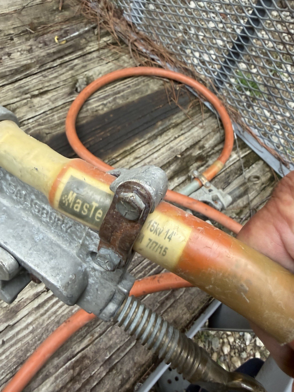 Salisbury 15’ 2/0 AWG 15kV Temporary Grounding Jumper Southwire Lineman