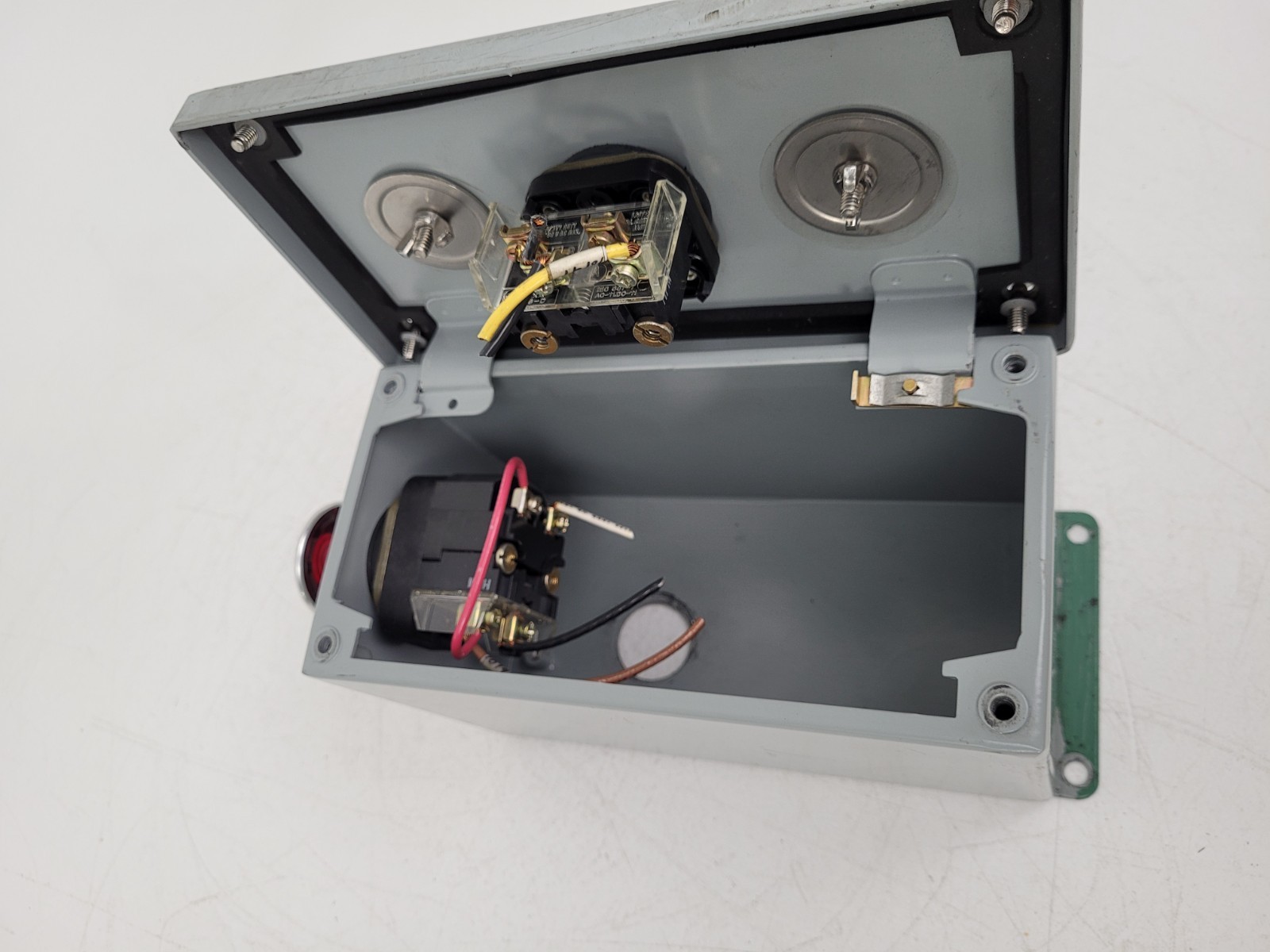 E-3PBX Hoffman Pushbutton Enclosure w/ Pushbutton and Red Light- Next Day Option