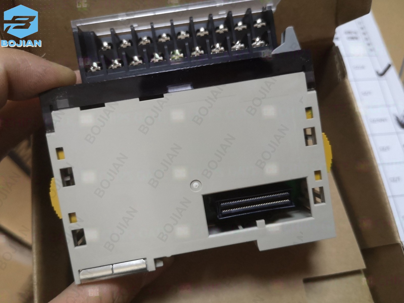 CJ1W-OD212 1PCS New Omron PLC module Free shipping