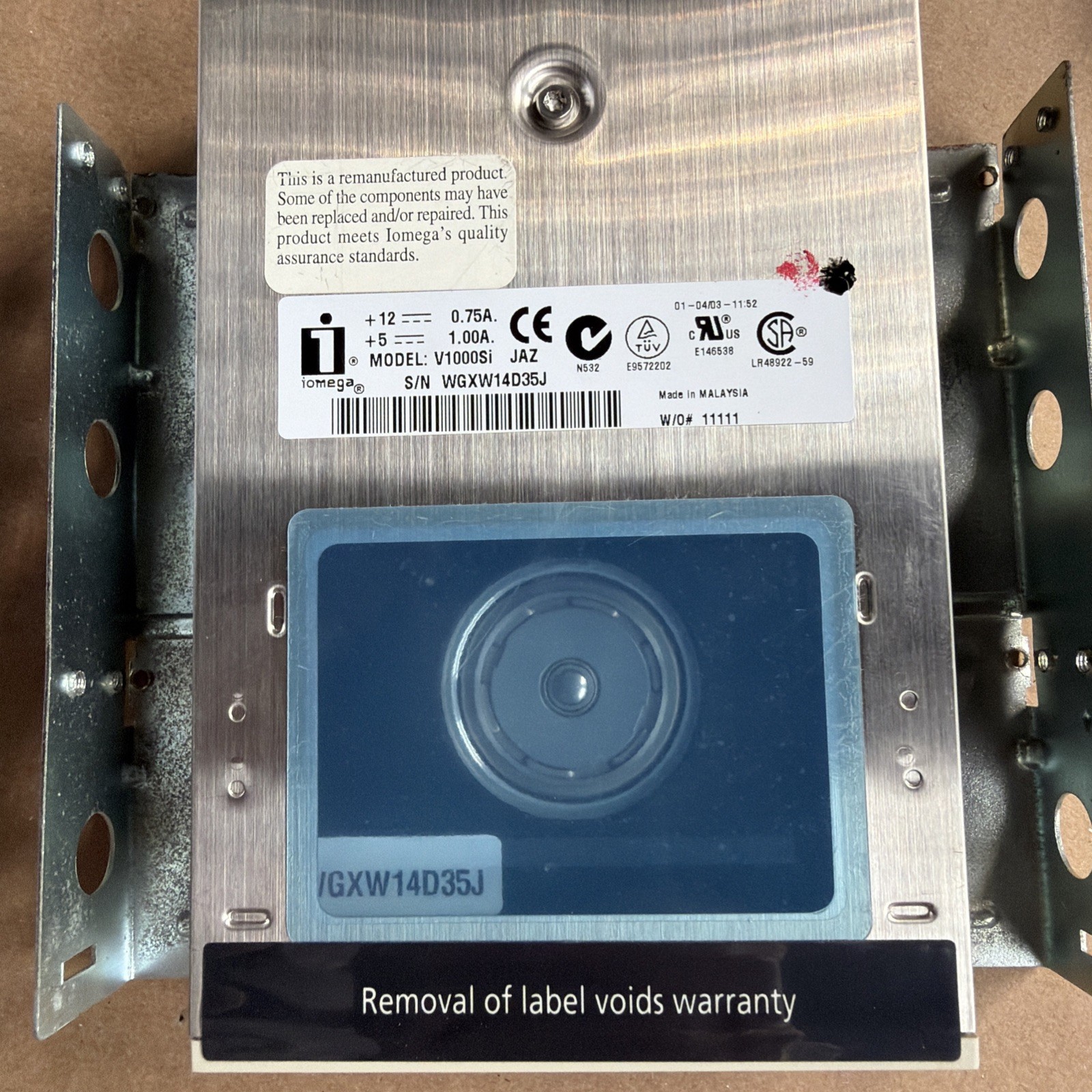 V1000SI IOMEGA JAZ DRIVE 1GB WITH AHA-2910C CARD AND RIBBON CABLE