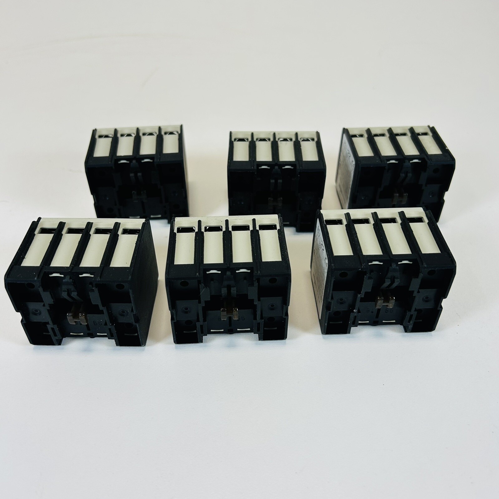 Entrelec Schiele Hi-22 Auxiliary Switch / 10A QTY (6)