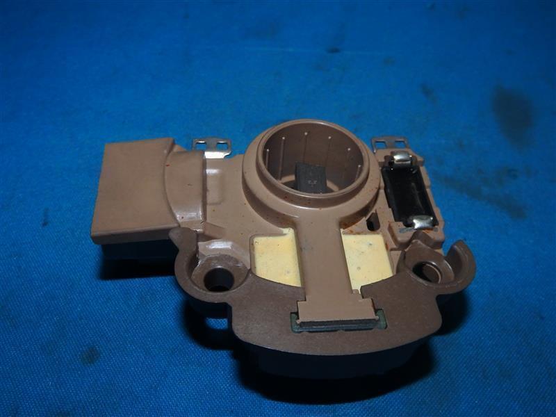 Ford Z599-18-W70 Z59918W70 Regulator Voltage New 30 Days Warranty Fast Shipping