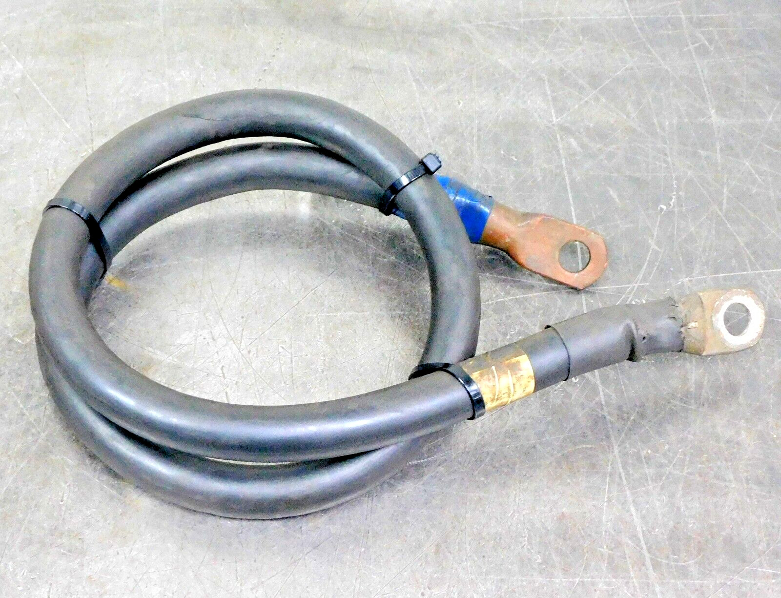 Miller Electric Essex 4/0 Welding Cable 600V 105° C 40″ Length